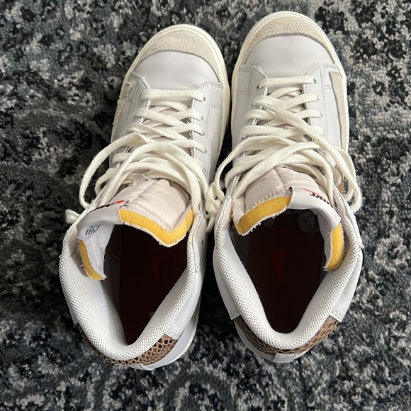 Mens Nike Blazer 11 - Picture 3 of 4